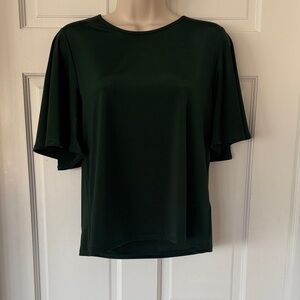 H&M Emerald Green Flowy Short Sleeve Blouse – Size Small